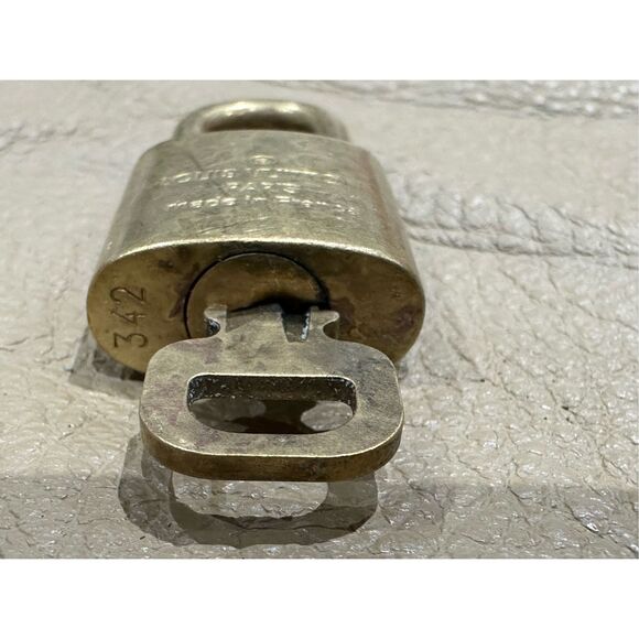 Louis Vuitton Vintage Brass PadLock & Key Lock & Key Authentic #342 - Picture 2 of 4